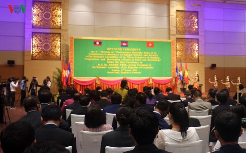 Hội nghị ủy ban Quốc phòng và An ninh của Quốc hội 3 nước Việt Nam – Lào – Campuchia - ảnh 2
