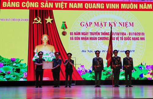 Nhà hát Chèo Quân đội nhân dân Việt Nam kỷ niệm 65 năm Ngày truyền thống - ảnh 2