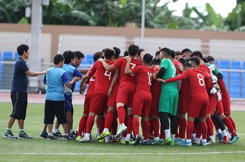 SEA Games 30: Bóng đá nam Việt Nam bắt đầu chinh phục “giấc mơ Vàng” - ảnh 1