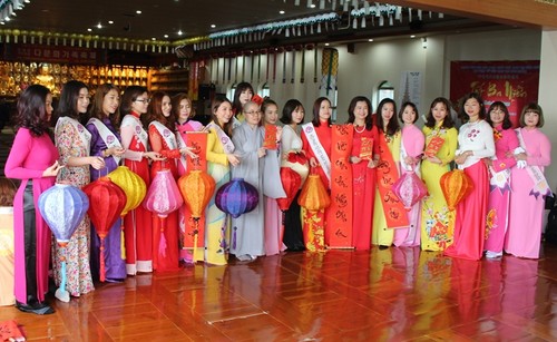  Tết sớm cho cộng đồng Phật tử Việt Nam tại Hàn Quốc  - ảnh 26