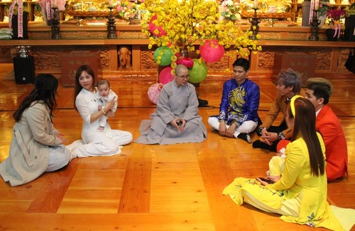  Tết sớm cho cộng đồng Phật tử Việt Nam tại Hàn Quốc  - ảnh 27