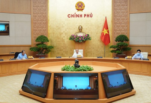 Thủ tướng Nguyễn Xuân Phúc chủ trì họp phòng, chống COVID-19 - ảnh 1