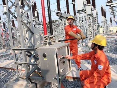 Tập đoàn điện lực Việt Nam đẩy nhanh tiến độ dự án truyền tải năng lượng tái tạo - ảnh 1