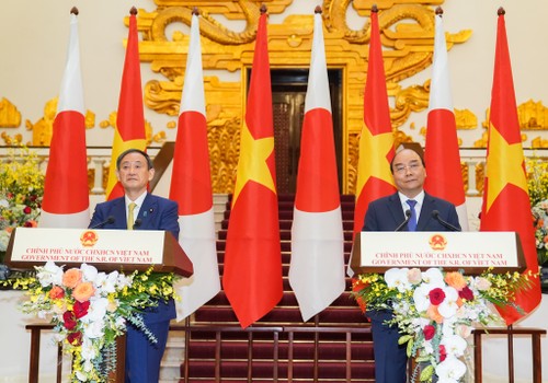 Việt Nam và Nhật Bản ký 12 văn kiện hợp tác trong các lĩnh vực tư pháp, môi trường, phòng chống khủng bố, cảng biển,... - ảnh 1