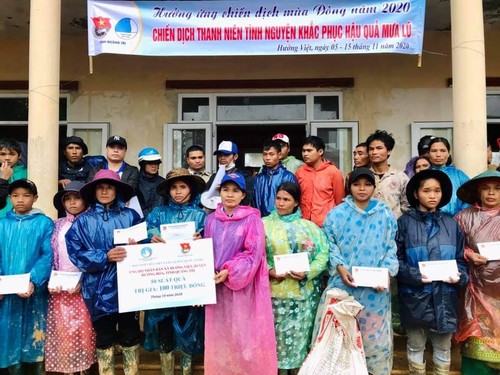 Sinh viên Việt Nam tại Hàn Quốc quyên góp, ủng hộ miền Trung - ảnh 2