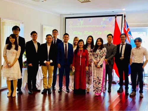 Sinh viên Việt Nam tiêu biểu tại Australia được nhận bằng khen của Trung ương Hội Sinh viên Việt Nam - ảnh 2