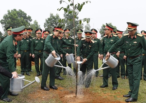 Bộ Quốc phòng phát động trồng cây hưởng ứng Chương trình trồng 1 tỷ cây xanh - Vì một Việt Nam xanh - ảnh 1