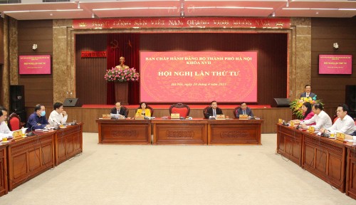 Thành ủy Hà Nội thông qua Nghị quyết về xây dựng nâng cao đội ngũ cán bộ - ảnh 1