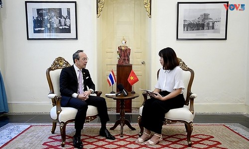Quan hệ hai nước Việt Nam - Thái Lan ngày càng bền chặt và phát triển - ảnh 1