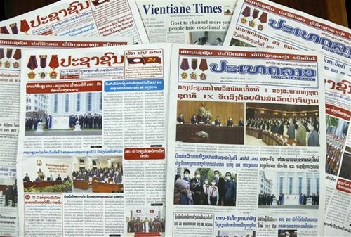 Báo chí Lào đánh giá chuyến thăm hữu nghị chính thức Chủ tịch nước Việt Nam thành công tốt đẹp - ảnh 1