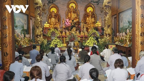 Chùa Phật Tích ở Lào tổ chức lễ cầu an cho kiều bào  - ảnh 1