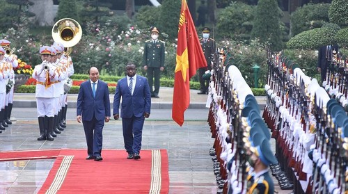 Việt Nam và Sierra Leone tăng cường hợp tác và khai thác tối đa tiềm năng, thế mạnh của hai nền kinh tế - ảnh 1