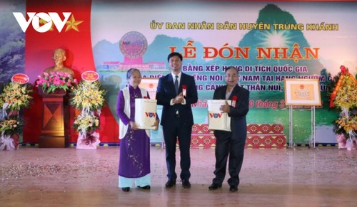 Đón nhận Bằng xếp hạng Di tích lịch sử quốc gia nơi Đài Tiếng nói Việt Nam phát sóng tại hang Ngườm Chiêng (Cao Bằng) - ảnh 2