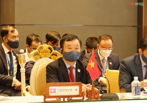 ADSOM: Việt Nam sẽ tổ chức Hội nghị về Trung tâm Gìn giữ hòa bình ASEAN - ảnh 1
