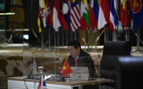 Việt Nam đồng chủ trì cuộc họp Ủy ban Hợp tác chung ASEAN-Hàn Quốc lần thứ 9 - ảnh 1