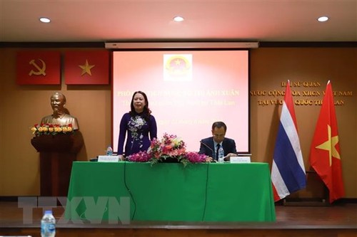 Phó Chủ tịch nước Võ Thị Ánh Xuân thăm Đại sứ quán Việt Nam tại Thái Lan - ảnh 1