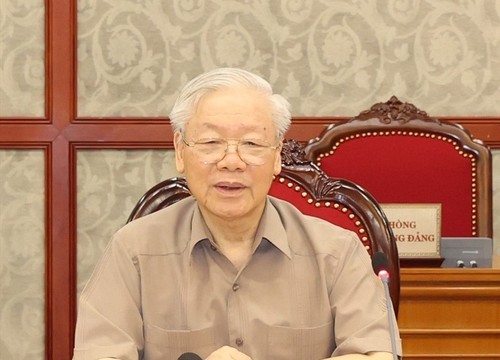 Tổng Bí thư Nguyễn Phú Trọng họp Bộ Chính trị kỉ luật cán bộ - ảnh 1