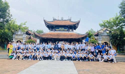 Những hoạt động ý nghĩa và bổ ích của Trại hè Việt Nam 2022 tại Nghệ An - ảnh 1