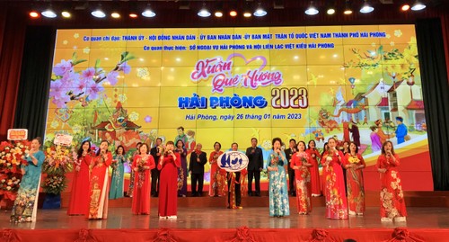 Gần 500 kiều bào và thân nhân tham dự Xuân quê hương Hải Phòng 2023 - ảnh 5