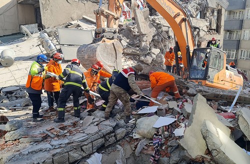 Động đất tại Thổ Nhĩ Kỳ và Syria: Đội cứu nạn Công an Việt Nam cùng lực lượng sở tại nỗ lực tìm kiếm các nạn nhân - ảnh 2