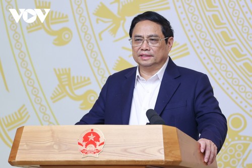 Thủ tướng Phạm Minh Chính chủ trì hội nghị trực tuyến toàn quốc về giải ngân đầu tư công - ảnh 1