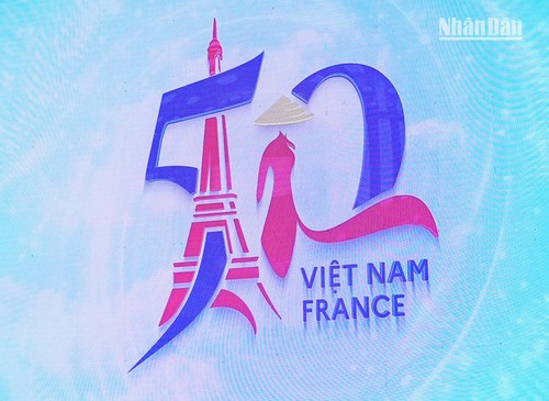 Trao đổi điện mừng 50 năm quan hệ Việt Nam - Pháp - ảnh 1
