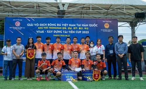 Tưng bừng ngày hội bóng đá của người Việt Nam tại khu vực Đông Nam Hàn Quốc - ảnh 5