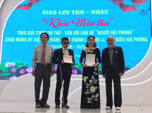 Hội Liên lạc Việt kiều Hải Phòng trao giải cuộc thi thơ -văn với chủ đề “Người Hải Phòng“ - ảnh 7