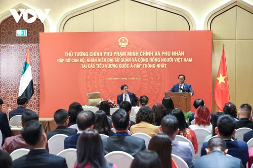 Thủ tướng Phạm Minh Chính gặp cộng đồng người Việt Nam tại UAE - ảnh 2