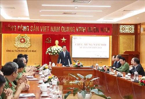 Chủ tịch nước Võ Văn Thưởng thăm, chúc Tết tại Thành phố Hồ Chí Minh  - ảnh 1