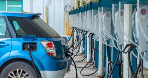 Vietnam among world’s top 10 cheapest countries for EV charging - ảnh 1