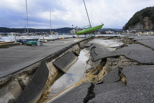 January 1 earthquake kills 222 in Japan - ảnh 1