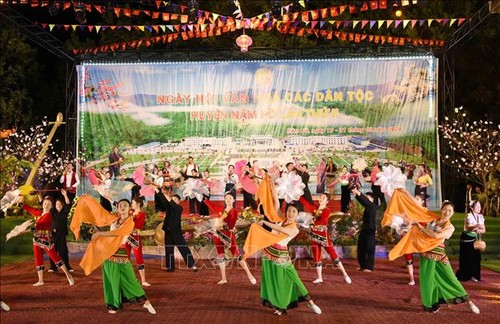 Ethnic minority cultural festivals underway in Dien Bien, Dak Nong   - ảnh 1