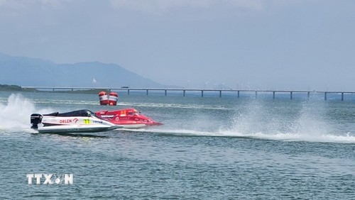Vietnam ranks first at world powerboat race - ảnh 1