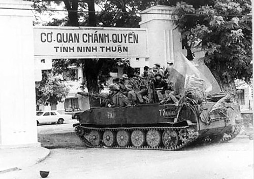 Мероприятия, посвящённые 40-летию освобождения Южного Вьетнама и воссоединения страны - ảnh 1