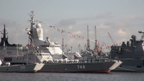 Россия показала мощь своего флота на Международном военно-морском салоне - ảnh 1