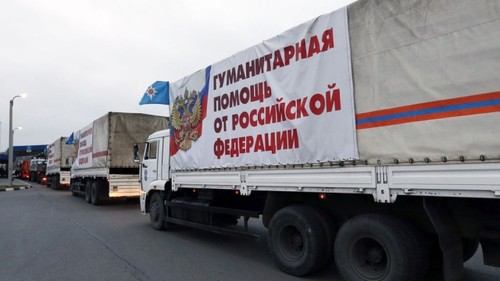 В Донбасс прибыла очередная колонна российских грузовиков с гуманитарным грузом - ảnh 1