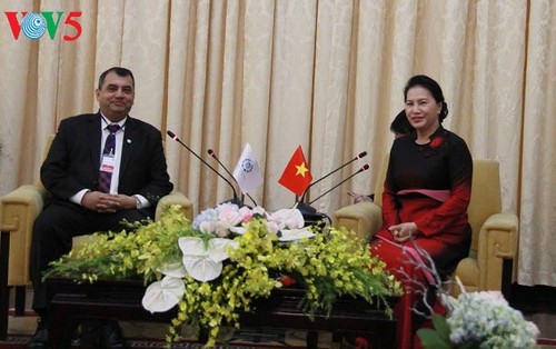 Председатель Национального собрания Вьетнама приняла руководителей МПС - ảnh 1