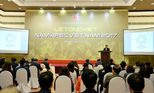 Президент Вьетнама Чан Дай Куанг подвёл итоги Года АТЭС 2017 - ảnh 1