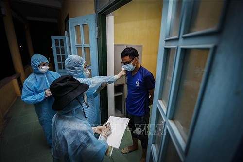 Во Вьетнаме выявлены 10 ввозных случаев заражения коронавирусом - ảnh 1