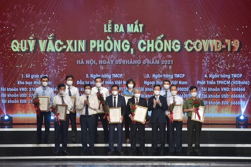 Представители международных организаций во Вьетнаме высоко оценили создание Фонда вакцин против COVID-19 - ảnh 1