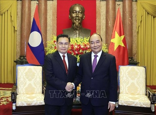 Вьетнам придаёт важное значение укреплению особой солидарности с Лаосом - ảnh 1
