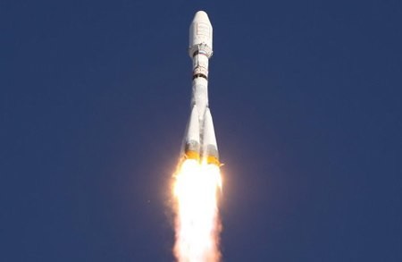 รัสเซียประสบความสำเร็จในการส่งยานอวกาศโซยุซทีเอ็มเอ-๑๐ เอ็ม - ảnh 1