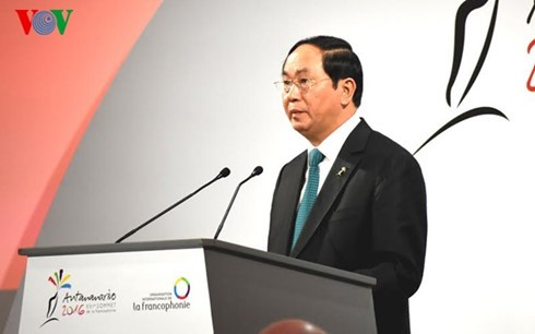 ประธานประเทศเวียดนามเสร็จสิ้นการเข้าร่วมการประชุมระดับสูงของกลุ่มประเทศที่ใช้ภาษาฝรั่งเศส - ảnh 1