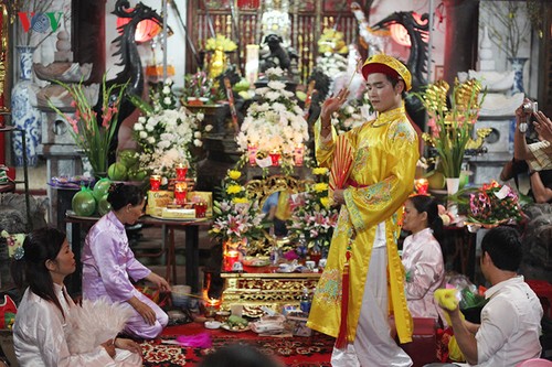ความเลื่อมใสบูชาเจ้าแม่ของชาวเวียดนามได้รับการรับรองเป็นมรดกวัฒนธรรมนามธรรมจากยูเนสโก - ảnh 10