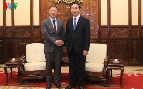 ประธานประเทศให้การต้อนรับรองประธานเครือบริษัทฮุนไดของสาธารณรัฐเกาหลี - ảnh 1