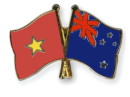 เสนาธิการใหญ่กองทัพประชาชนเวียดนามให้การต้อนรับผู้บัญชาการทหารบกนิวซีแลนด์ - ảnh 1