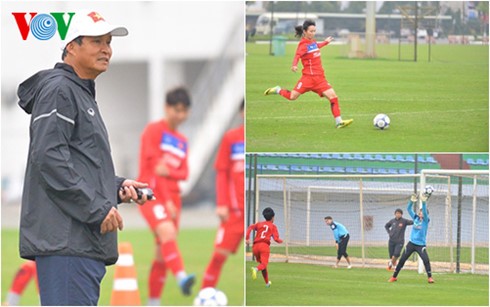 ทีมฟุตบอลเวียดนามพร้อมปะทะแข้งกับทีมชาติกัมพูชา - ảnh 1