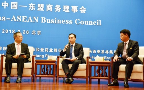 เปิดการสนทนาเกี่ยวกับโอกาสการประกอบธุรกิจระหว่างจีนกับอาเซียน - ảnh 1