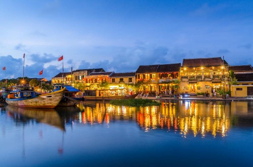 7สิ่งที่นักท่องเที่ยวควรทำเมื่อมีโอกาสมาเยือนเมืองเก่าฮอยอานของเวียดนาม - ảnh 1